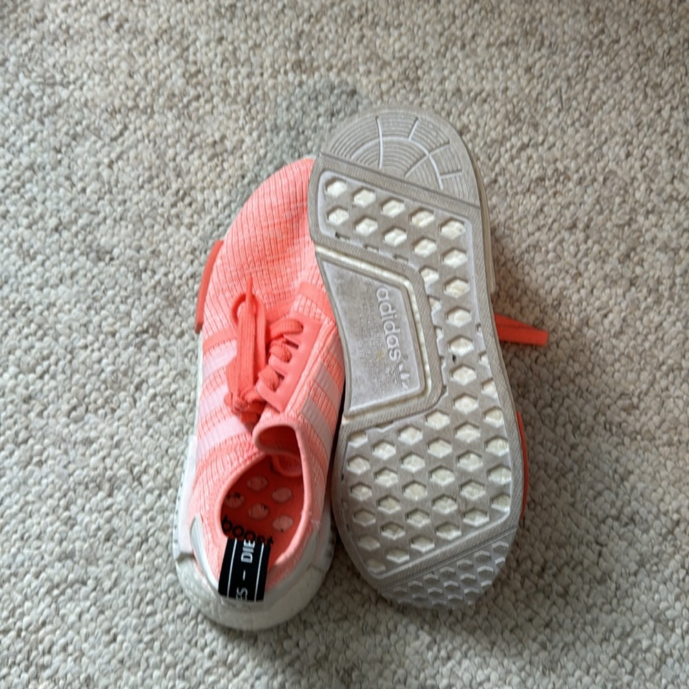 Adidas NMD R1 - Picture 5 of 8